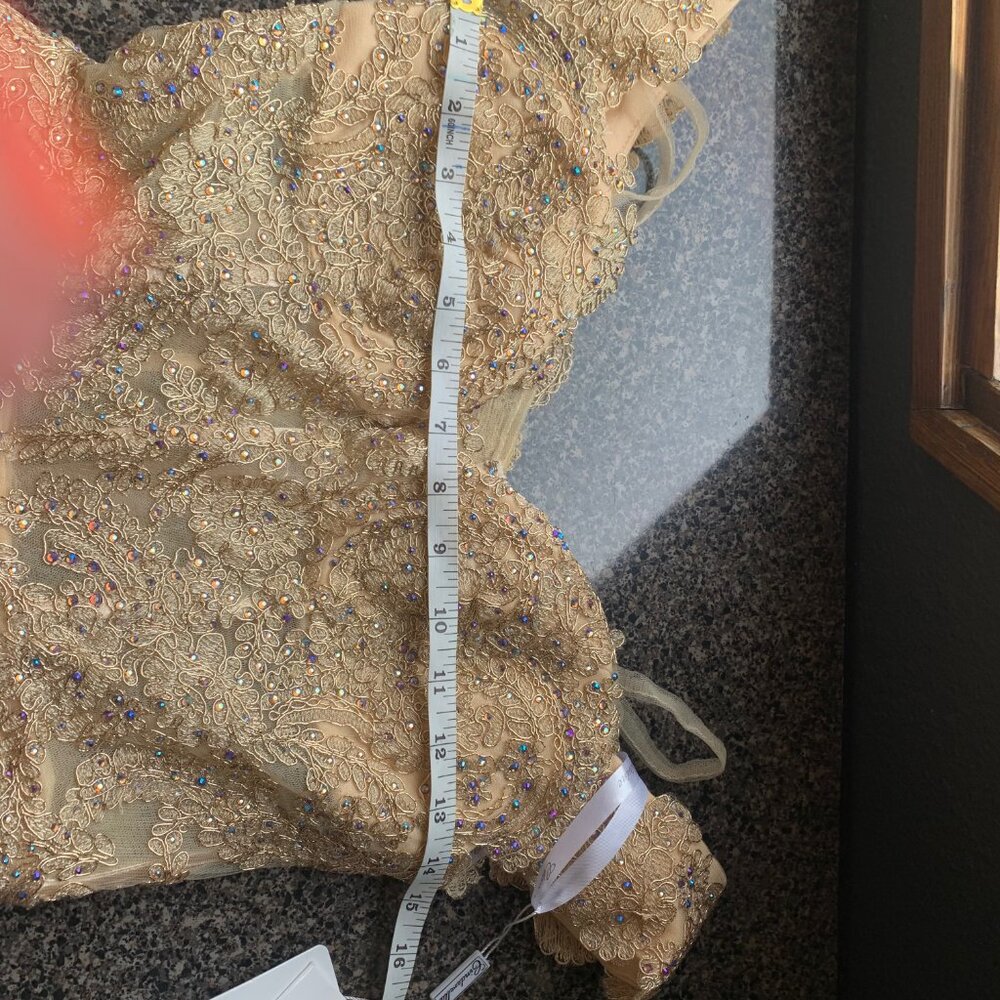 Cinderella Divine - KV1034 Beaded Lace Sweetheart Ballgown NWT size 4 Gold/Gold - Picture 13 of 15